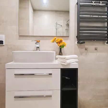 Taboo By Housine Apartament *